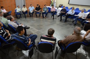 Participantes da reunião da UNO.