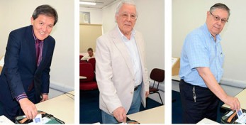 Votando no Instituto de Engenharia I.E – Instituto de Engenharia, o Presidente do CREA-SP Engº Francisco Kurimori, o Presidente do IE Engº Camil Eid e o Secretário Geral do CREA-SP Geólogo Nivaldo Bósio.