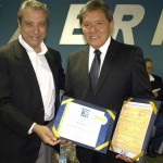 Presidente Kurimori entrega Diploma de Mérito à Mario Covas Neto