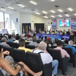 Centenas de pessoas lotaram o Auditório da Câmara Municipal de Santa Cruz do Rio Pardo