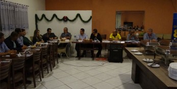 Mesa diretora dos trabalhos