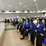 Formandos, parentes e amigos presentes na Solenidade