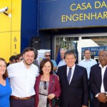 Profissionais presentes na solenidade de inauguração